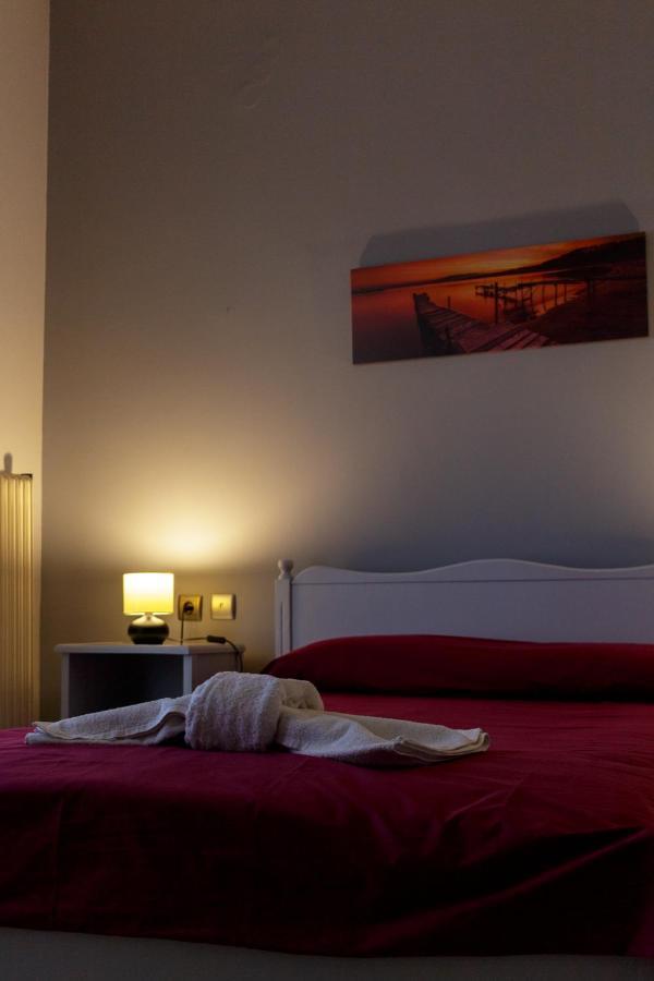 Finikas Otel Yenişehir Dış mekan fotoğraf