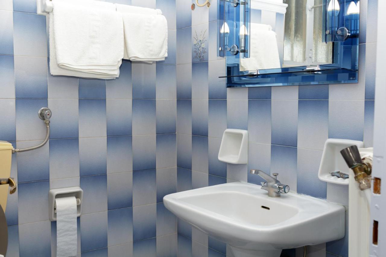 Finikas Otel Yenişehir Dış mekan fotoğraf